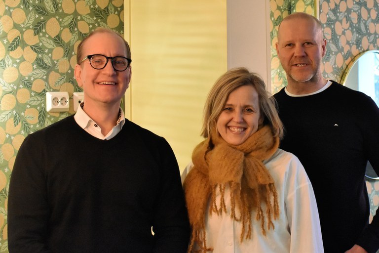 Kiertotalousaiheiseen Polkukartta-kestävyyskoulutukseen osallistuneet Janne, Sanna ja Tommi. Kiertotalousaiheiseen Polkukartta-kestävyyskoulutukseen osallistuneet Janne, Sanna ja Tommi.